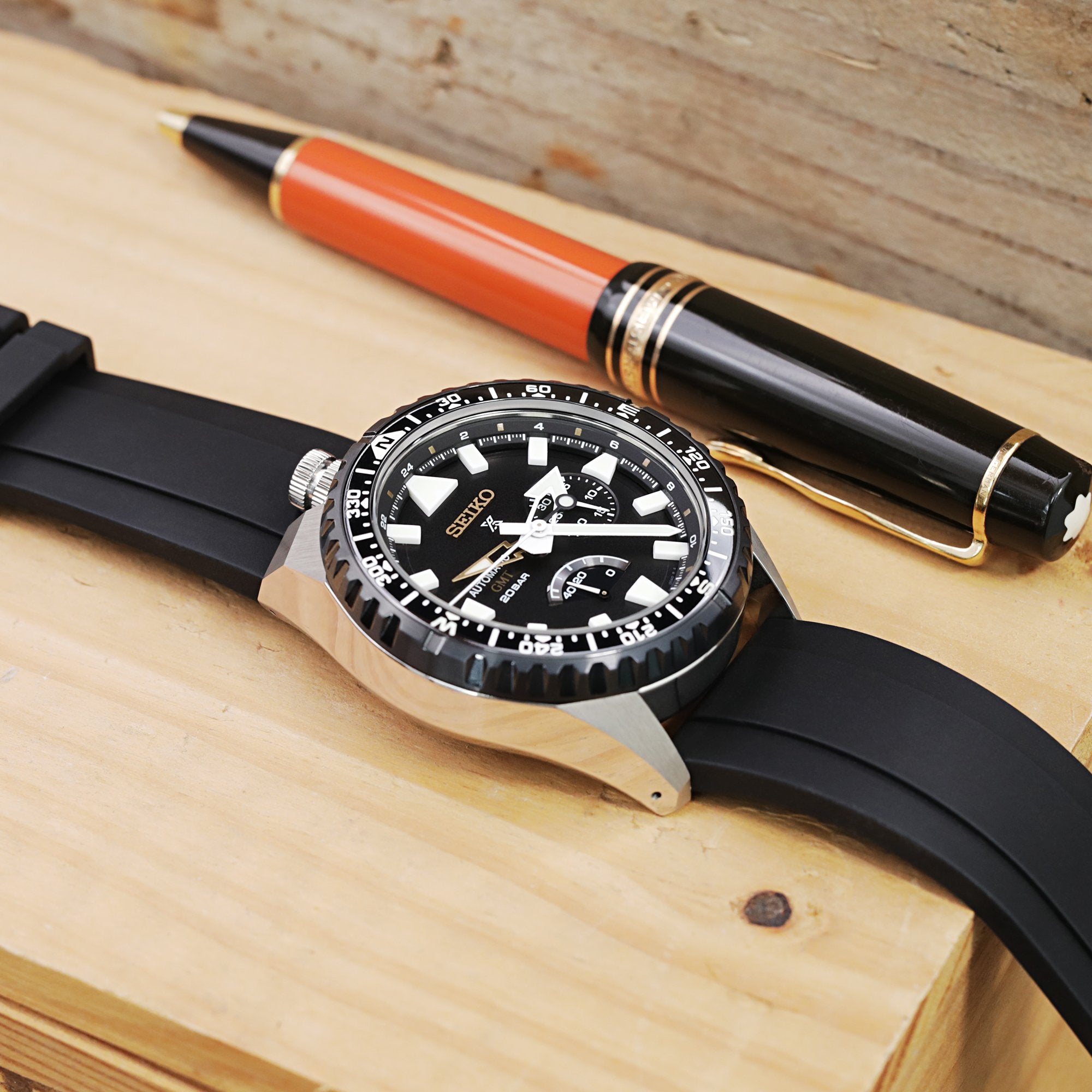 Ladder Black FKM Quick Release rubber watch strap, 24mm