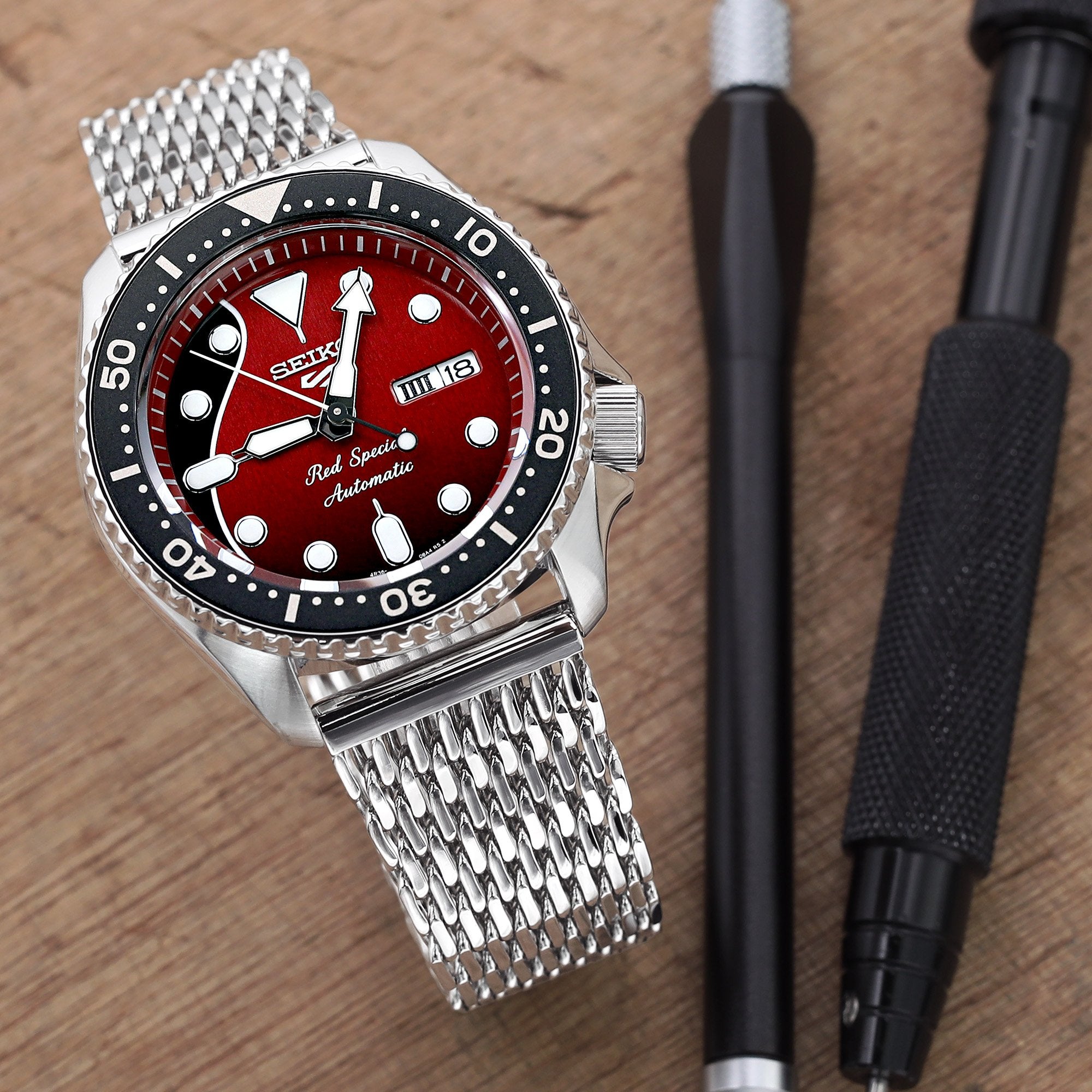 22mm Polished Tapered Winghead "SHARK" Mesh watch band, V-Clasp