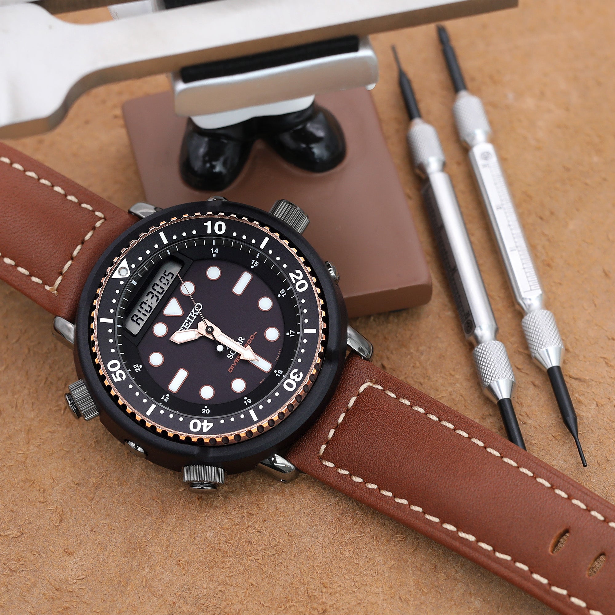 22mm Chestnut Brown Tapered Semi-matte Leather Watch Band, Brushed Buckle